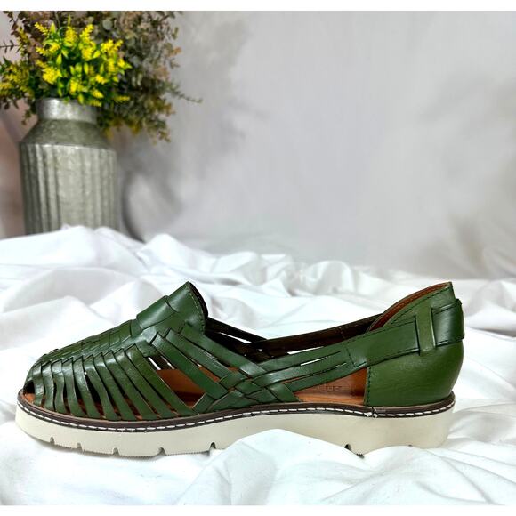 Huaraches by BearPaw Womens Leather Slip On Sandals Military Green 12 - Picture 8 of 16